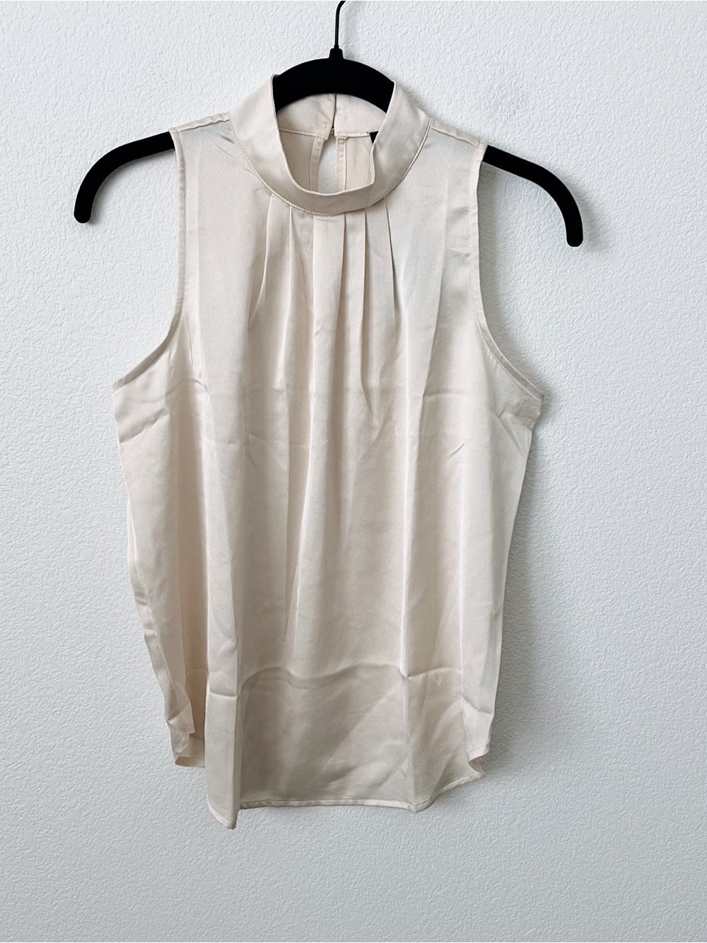 Ann Taylor Sleeveless Top